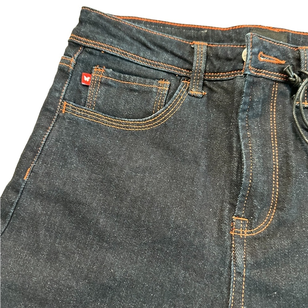 April Jeans Fit Leg Relaxed High Rise Short Jeans Size Medium - Picture 9 of 17